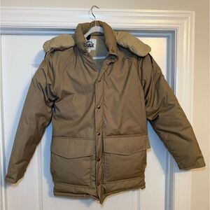 BRAND NEW Woolrich Down Tan Puffer Jacket 
size S